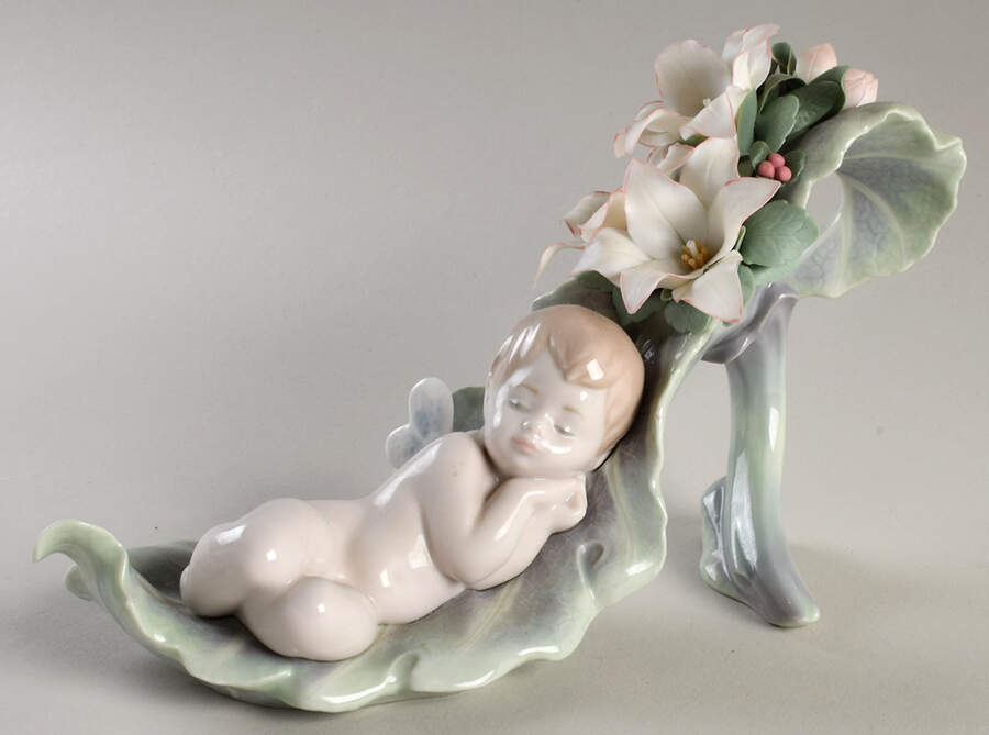 Babies and Toddlers Dreaming On Dew Drops - No Box by Lladro-1