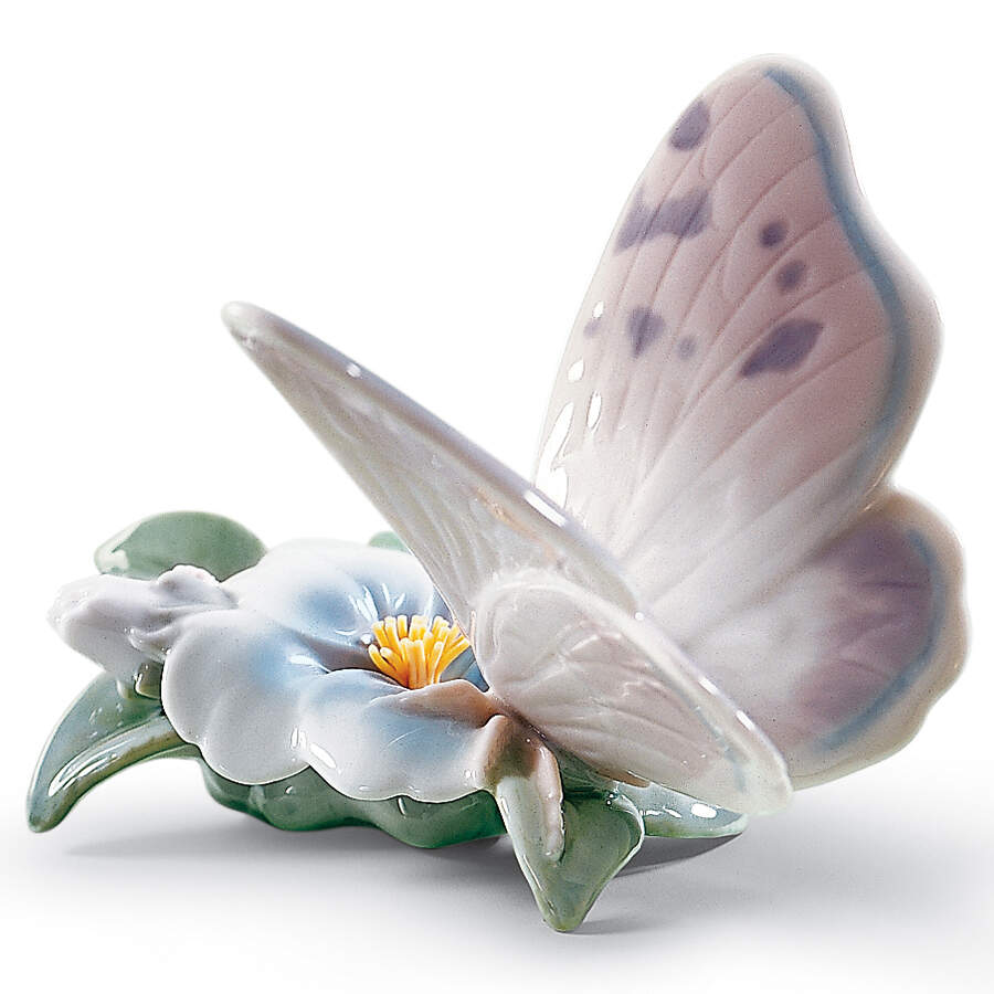 Butterflies Refreshing Pause - Boxed by Lladro-1