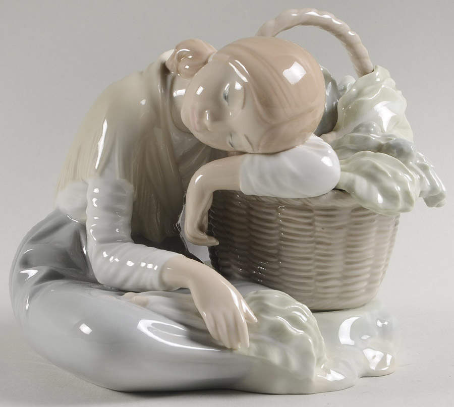 Young Girls Green Grocer - Boxed by Lladro-1