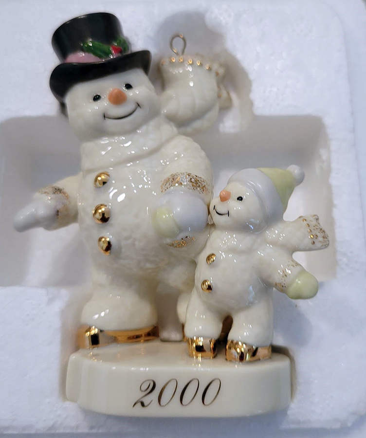 Snowman Family Practice Makes Perfect - With Box by Lenox-1