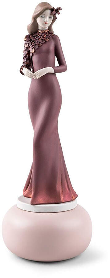 Haute Allure Models Timeless Style - Boxed by Lladro-1