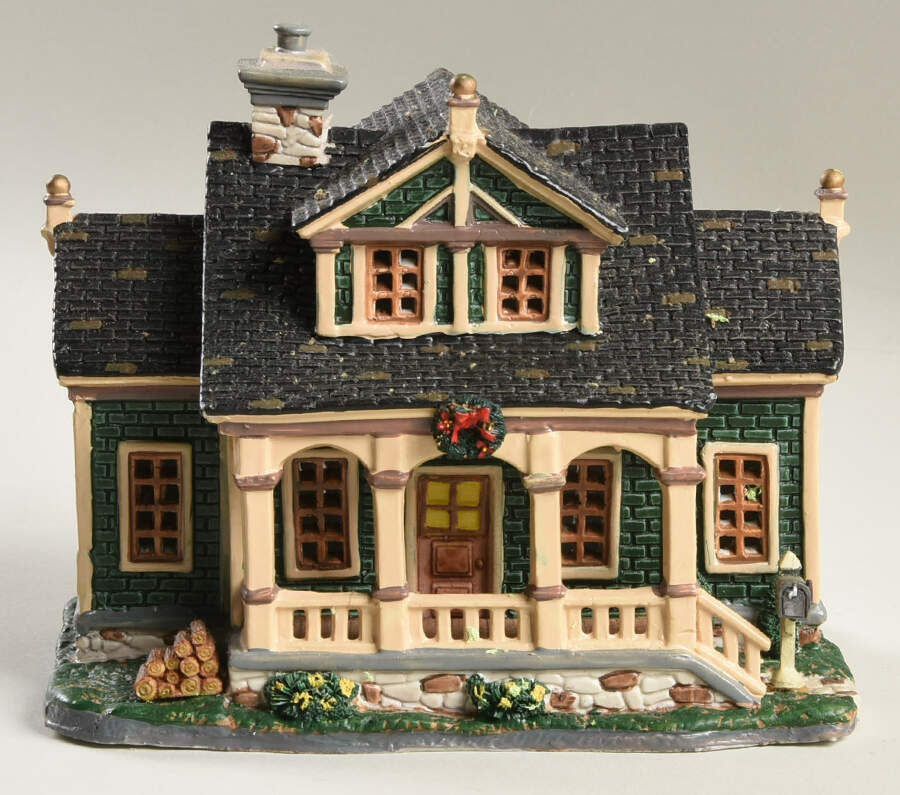 Caddington Village Oliver House - With Box Bx787 by Lemax-1