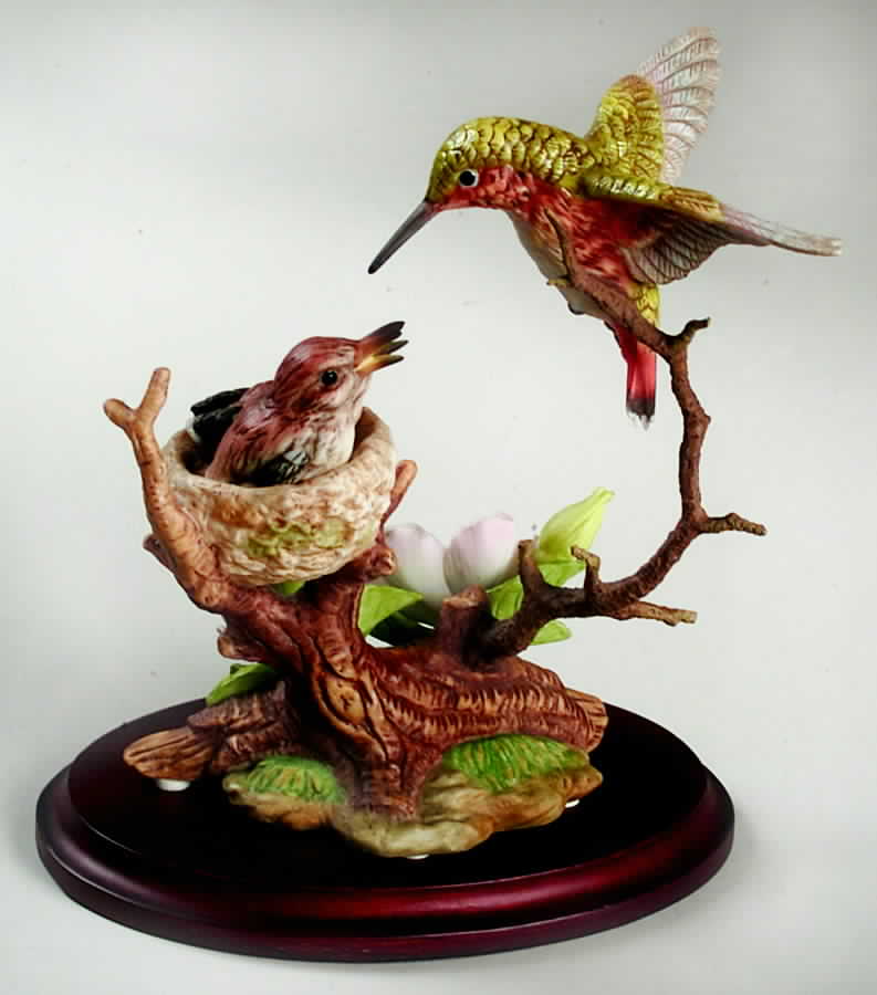 Maruri Figurine Allen's Hummingbird&Babies W/Nootkarose  - No Box by Maruri-1