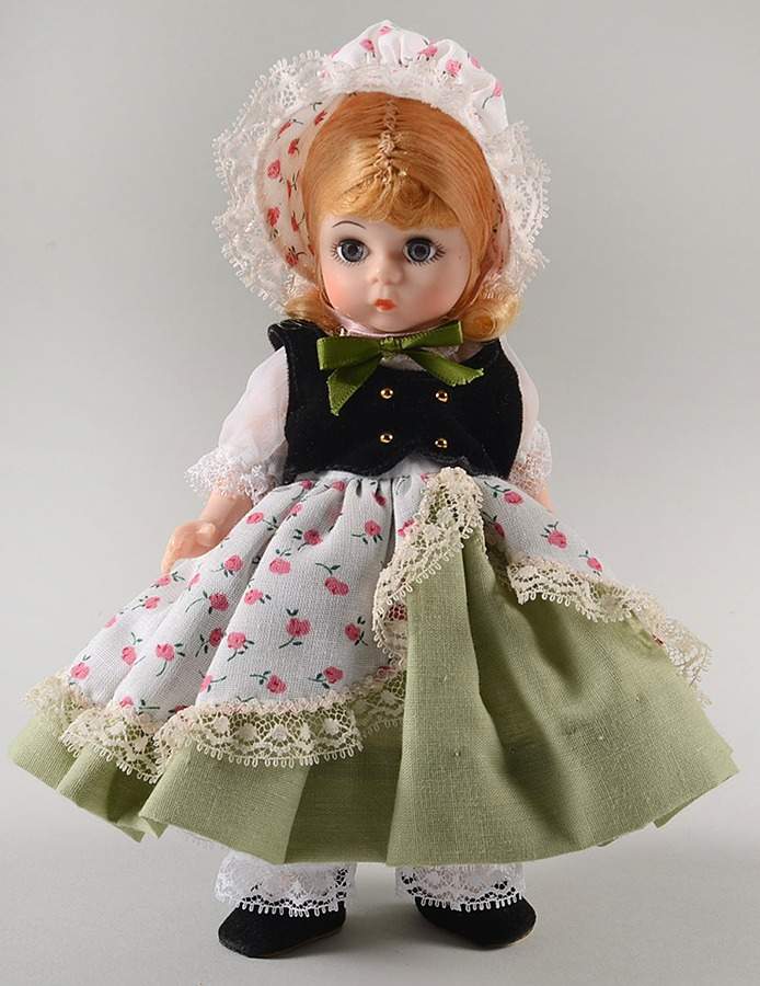 Storybook-Doll Bo Peep - Boxed by Madame Alexander-1