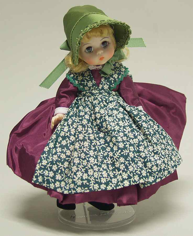 International-8" Doll Denmark-Small White Flowers Apron - No Box by Madame Alexander-1