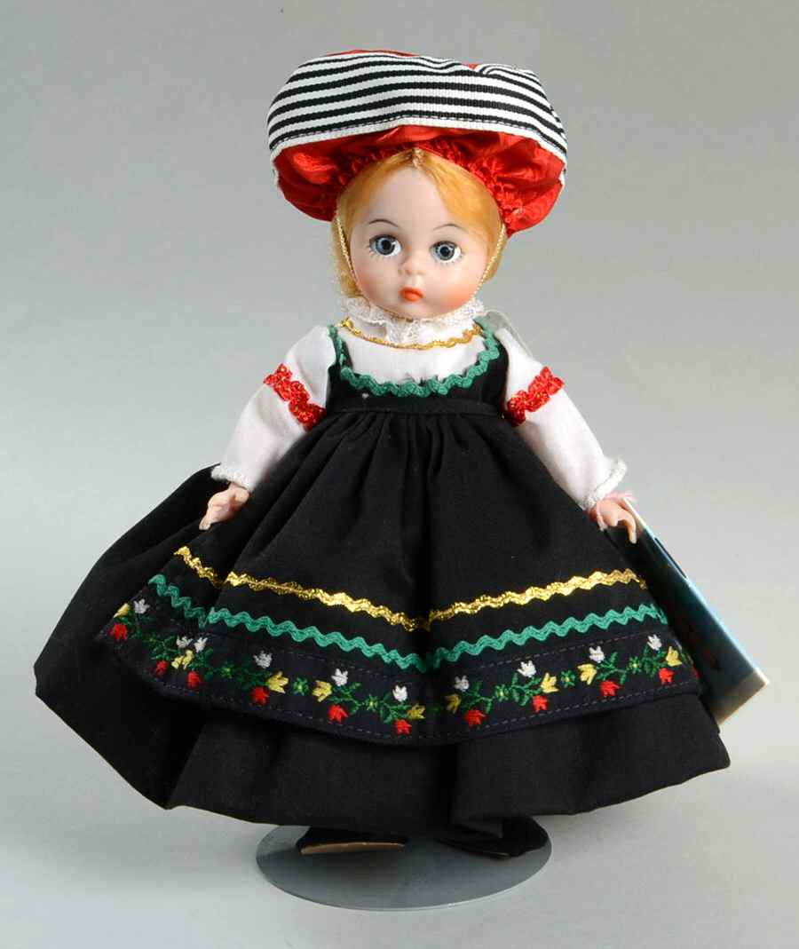 International-8" Doll Finland-Style A - Boxed by Madame Alexander-1