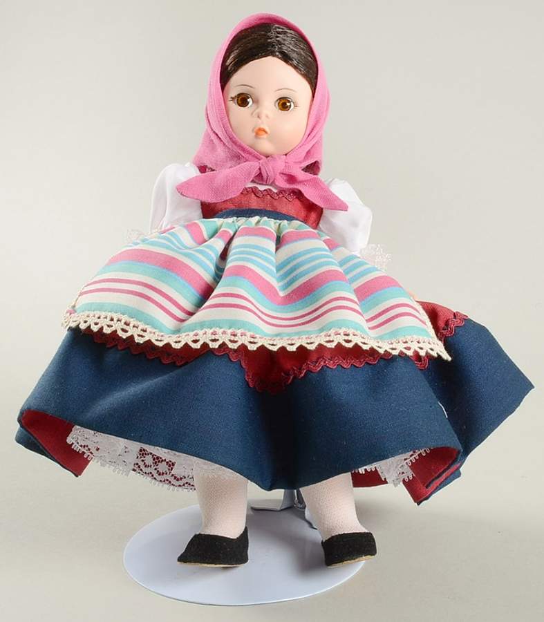 International-8" Doll Portugal - With Box by Madame Alexander-1