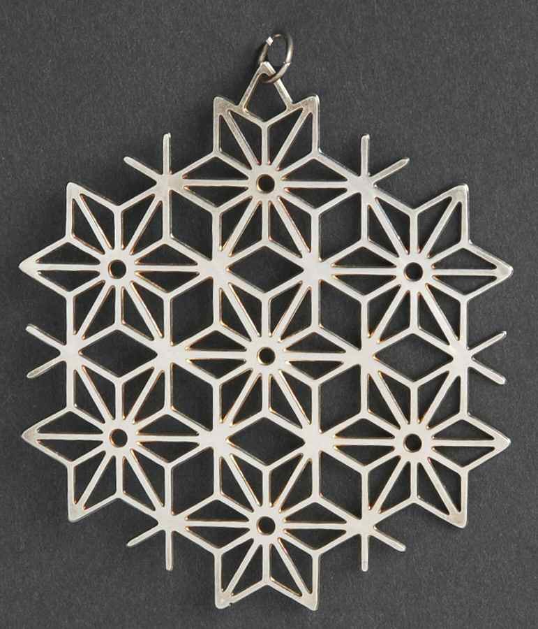 Snowflake-Silverplate 1983-Snowflake - Boxed by Metropolitan Museum-1