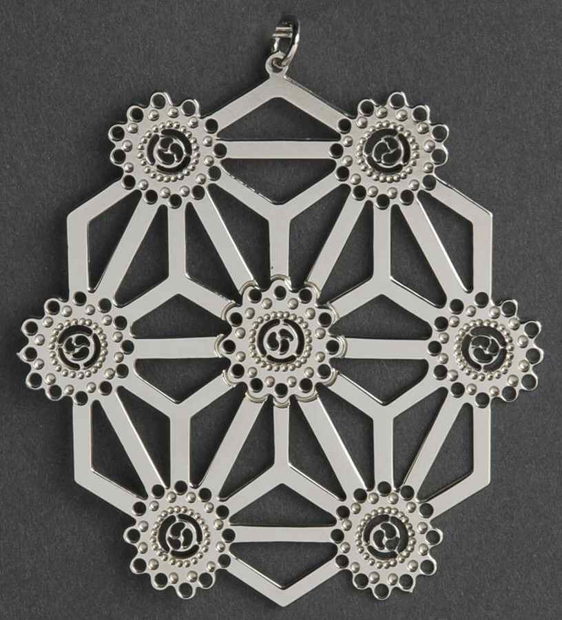 Snowflake-Silverplate 1986-Snowflake - With Box by Metropolitan Museum-1
