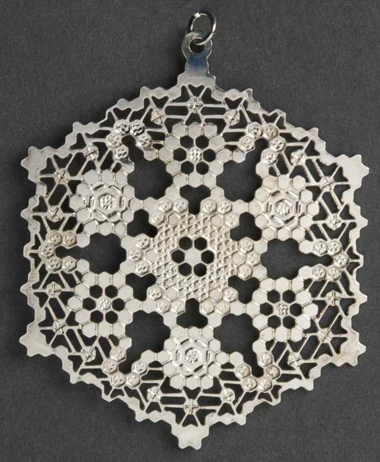 Snowflake-Silverplate 1991-Snowflake - Boxed by Metropolitan Museum-1