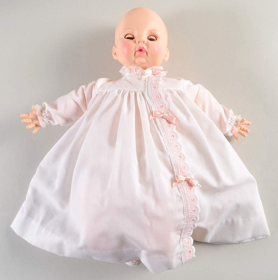 Babies-Doll Victoria-Crier - No Box by Madame Alexander-1