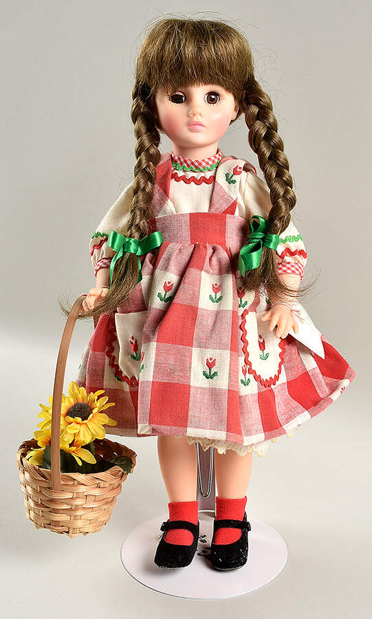 Classics-Doll Mary Mary - Boxed by Madame Alexander-1