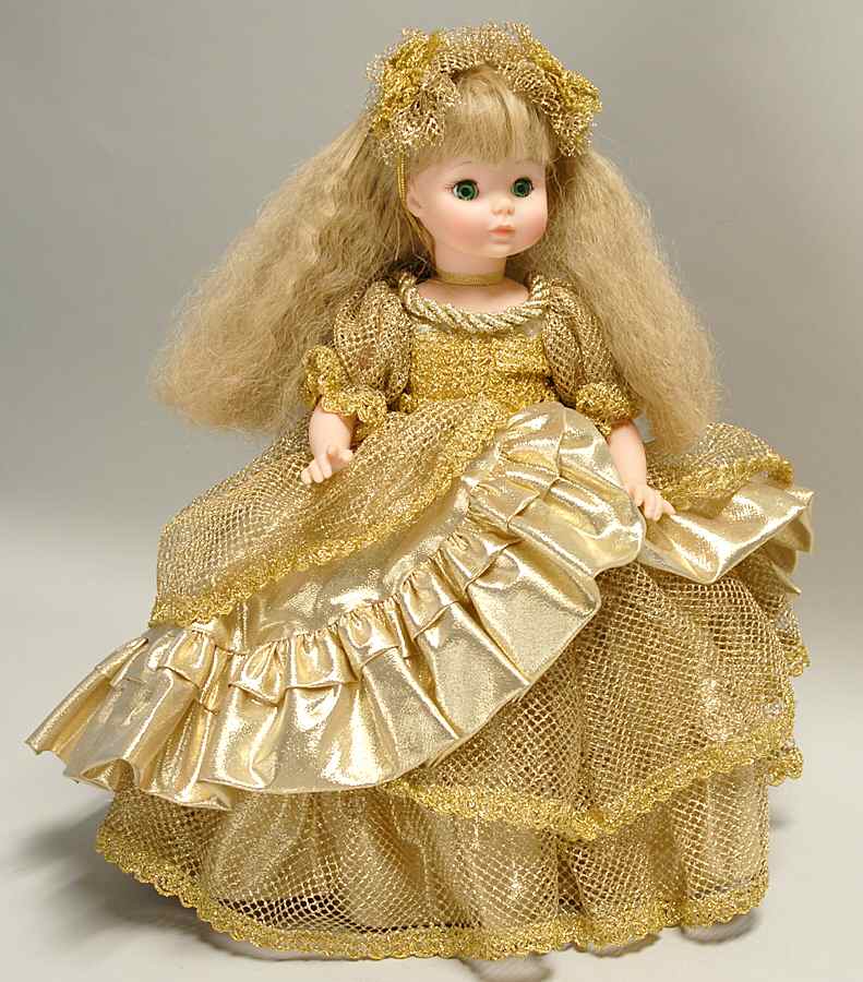 Classics-Doll Samantha Gold - Boxed by Madame Alexander-1