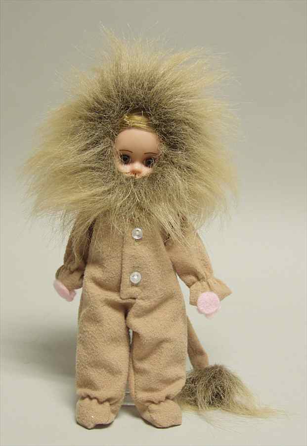 Storybook-Doll Cowardly Lion - Boxed by Madame Alexander-1