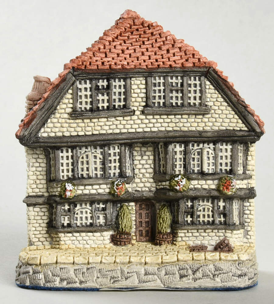Great British Pubs-Yard of Pubs The Falstaff - No Box by Malcolm Cooper-1