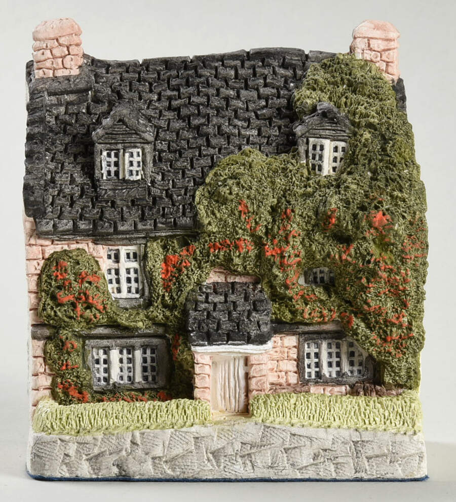 Great British Pubs-Yard of Pubs Falkland Arms - Boxed by Malcolm Cooper-1