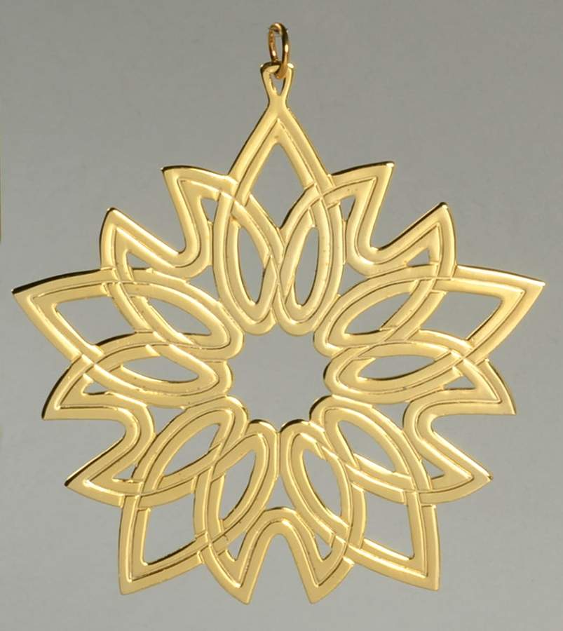 Star-Goldplate 1977-Star - No Box by Metropolitan Museum-1