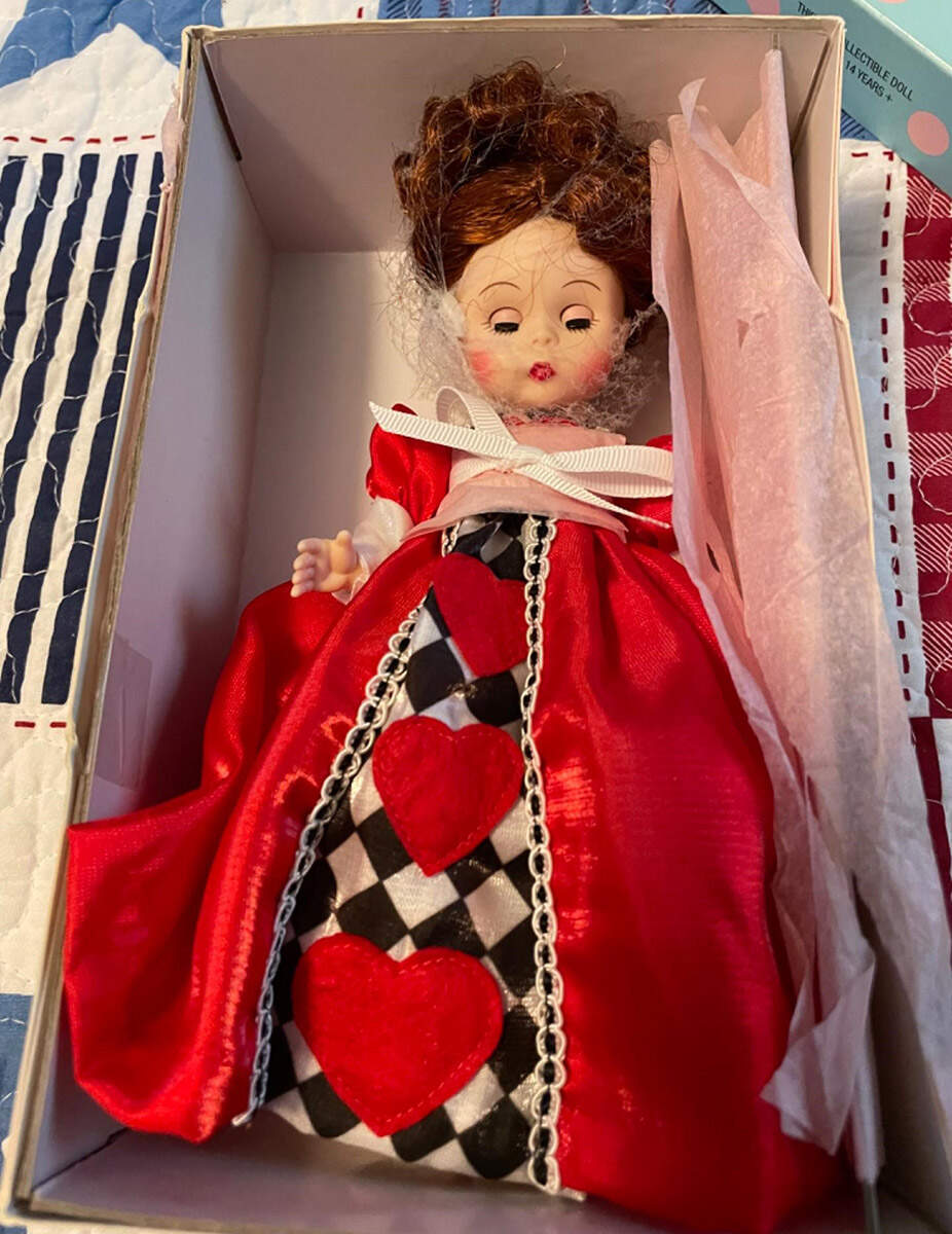 Alice in Wonderland Queen Of Hearts - Boxed by Madame Alexander-1