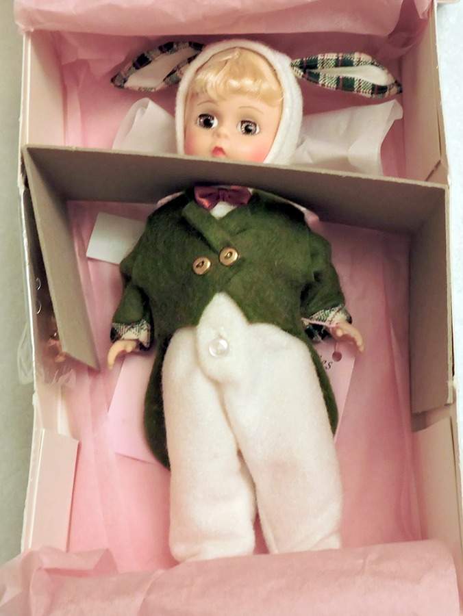 Alice in Wonderland White Rabbit - No Box by Madame Alexander-1