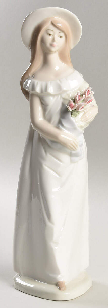 Mirmasu Porcelain Figurine Girl With Flowers - No Box by Mirmasu Porcelain-1