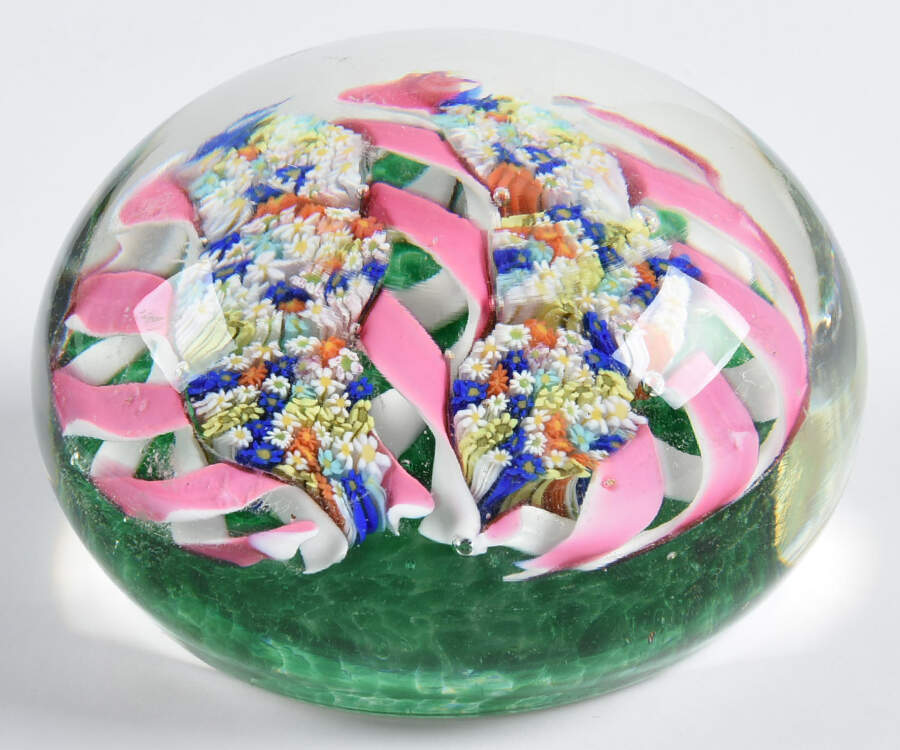 Murano Figurines Millefiore Flower Bunches,Ribbon,Paperwt - No Box by Murano Glass-1