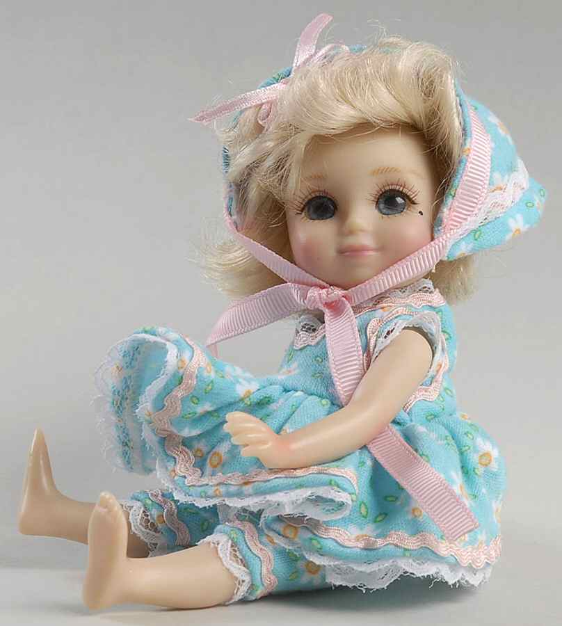 Adora Belle Calendar Girls August - Boxed by Marie Osmond Doll-1