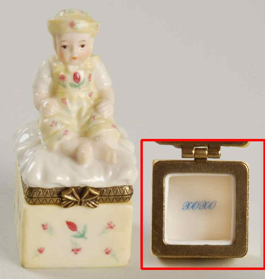 Madame Alexander Limoges Boxes Xoxo - No Box by Madame Alexander-1