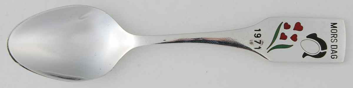 Mother's Day Spoon-Silverplate 1971 - No Box by Meka-1
