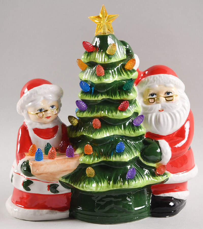 Nostalgic Giftware Santa & Mrs Claus Tree-White - No Box by Mr Christmas-1
