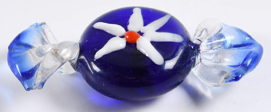 Candy Pieces Round Blue White Star - No Box by Murano Glass-1