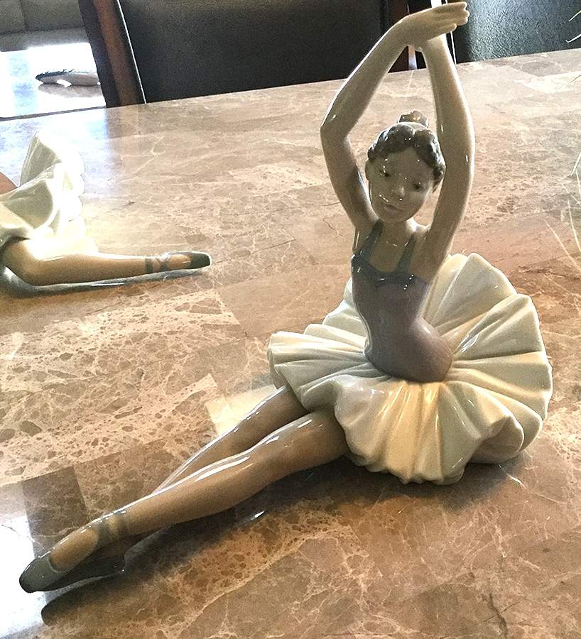 Dancers Pert Ballerina - With Box by Nao-1