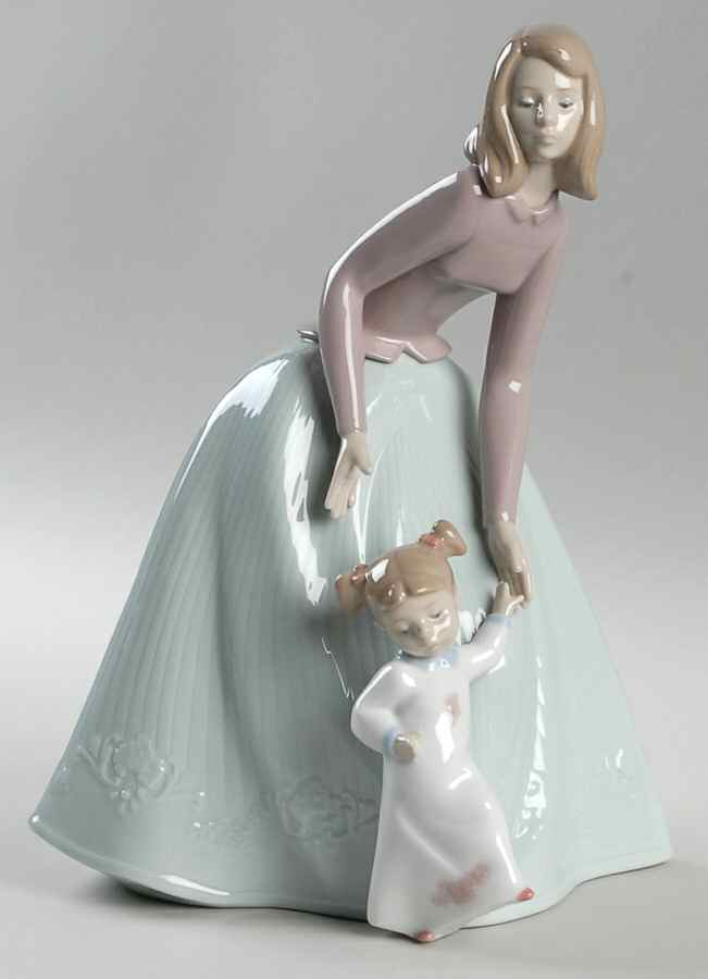Family First Steps - Boxed by Nao-1
