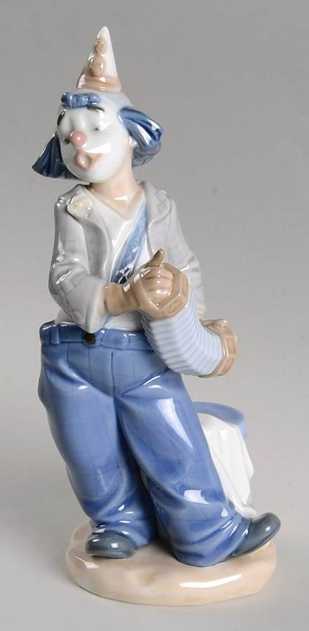 Clowns, Jesters & Harlequins Concertina - Boxed by Nao-1