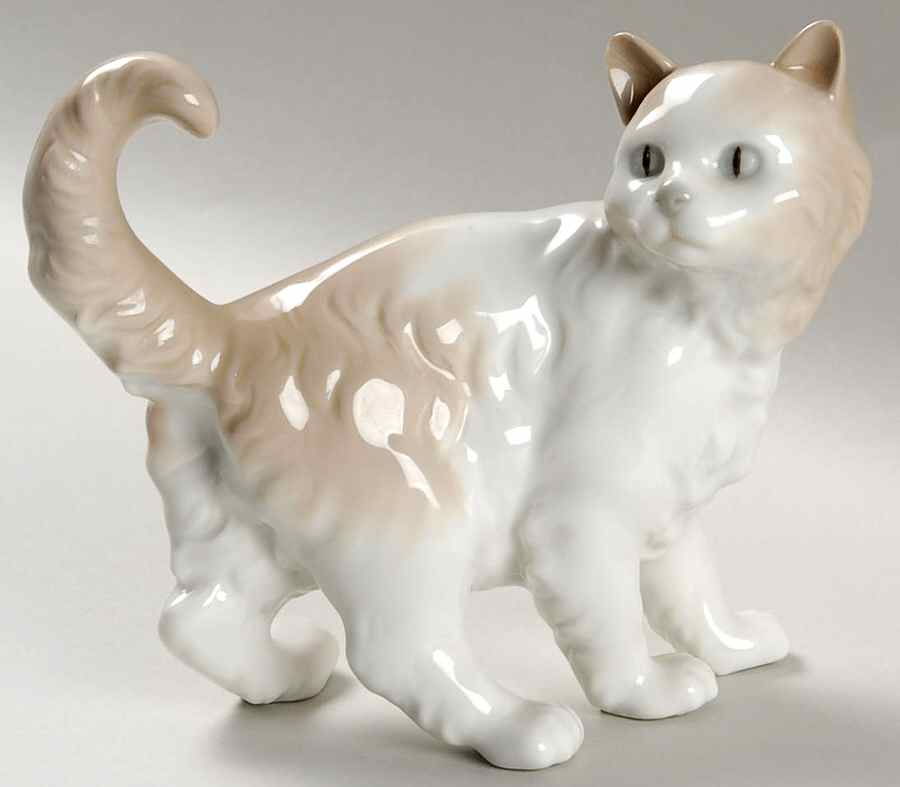 Cats and Dogs Frightened Kitten - Boxed by Nao-1