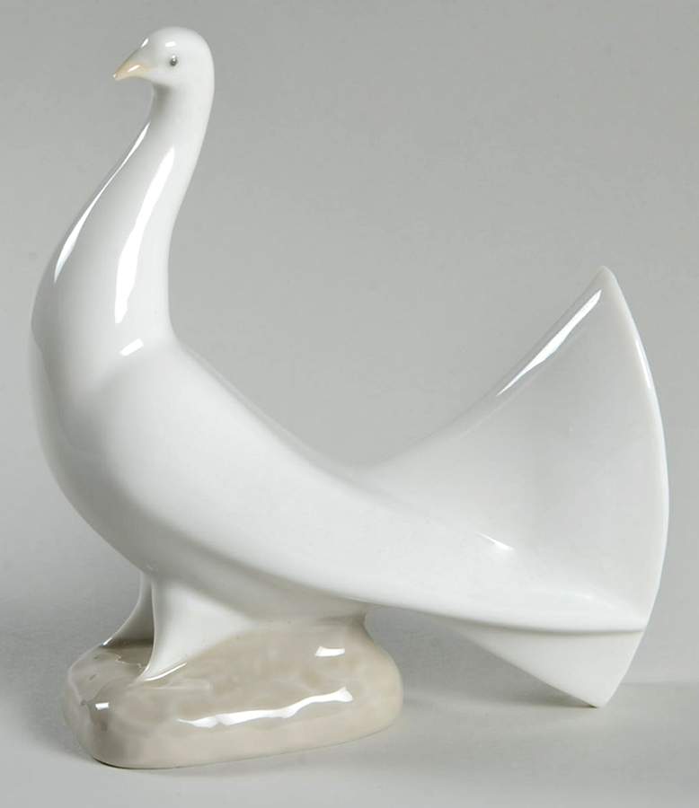 Birds & Butterflies Dove-Head Up-Tail Out - Boxed by Nao-1