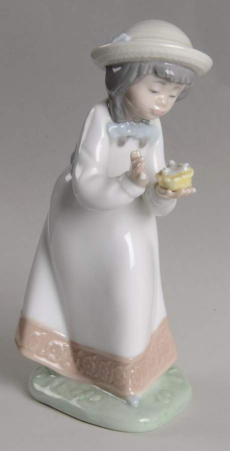 Kids with Birds Or Butterflies Tender Love - Boxed by Nao-1