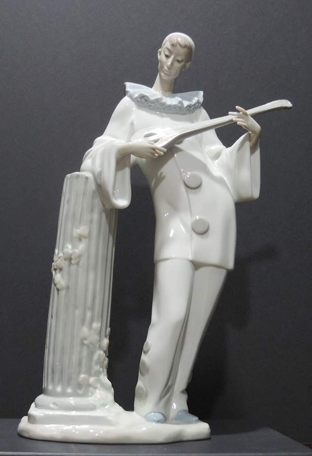 Clowns, Jesters & Harlequins Pensive Pierrot - Boxed by Nao-1