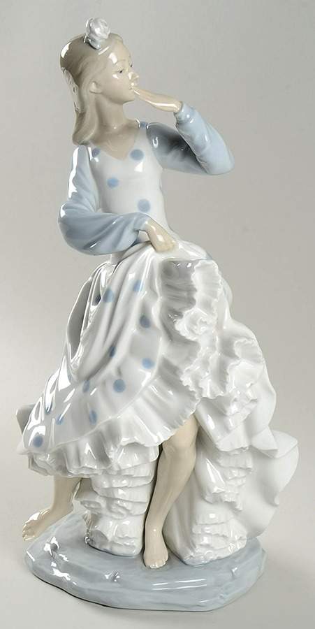 SPANISH TRADITIONS Gypsy Dancer - Boxed by Nao-1