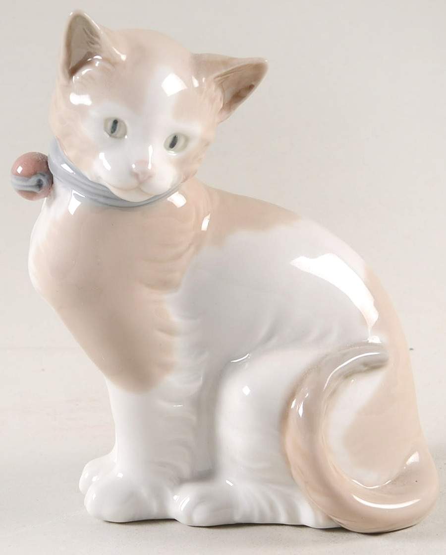 Cats and Dogs All Decked Out Cat - Boxed by Nao-1