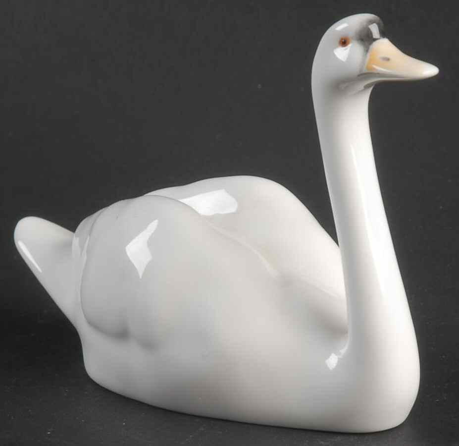 Noritake Figurines Swan - Straight Neck - With Box by Noritake-1