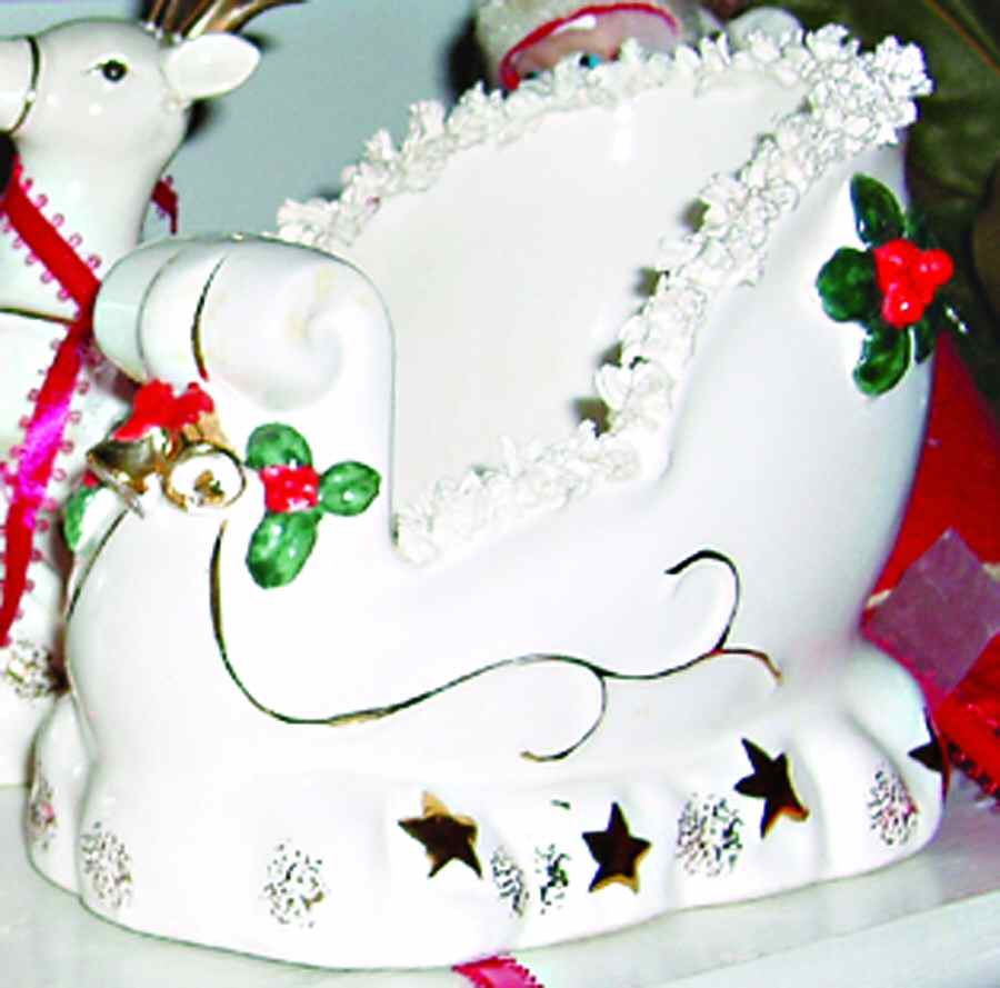 Napco Figurines and Giftware Christmas Sleigh - No Box by Napco-1