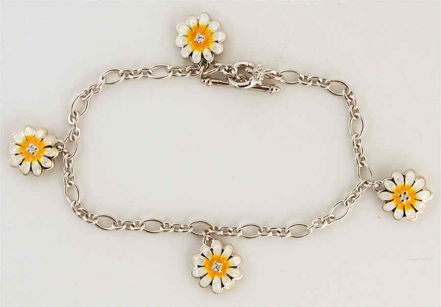 Nicole Barr Jewelry Daisy-Diamond .07ct - Boxed by Nicole Barr Jewelry-1