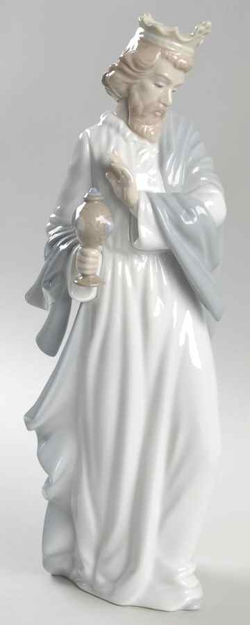 NAO Nativity Figurines King Gaspar With Cup - No Box by Nao-1