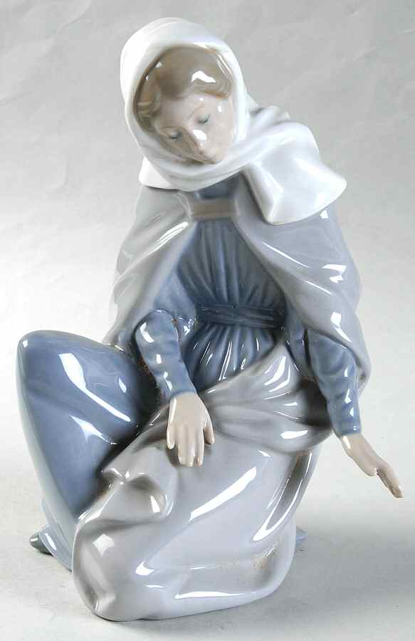 NAO Nativity Figurines Virgin Mary - No Box by Nao-1