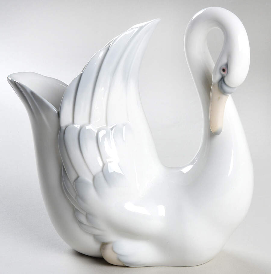 NAO Giftware Swan Vase - No Box by Nao-1