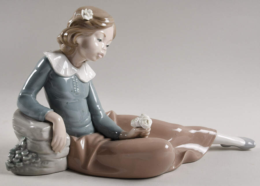 Kids with Fruit Or Flowers Pondering Girl - Boxed by Nao-1