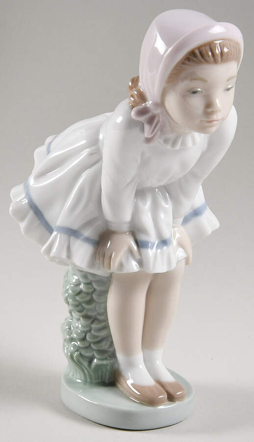 Girls Peek-A-Boo - Boxed by Nao-1