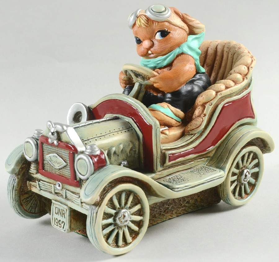 PenDelfin Figurine Dasher - Boxed by PenDelfin-1
