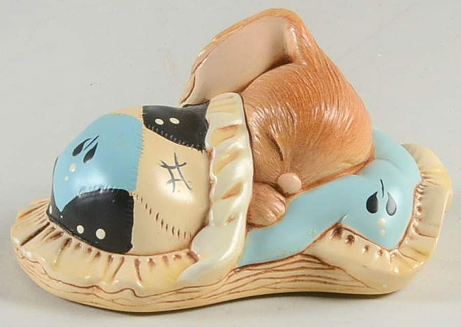 PenDelfin Figurine Snuggles-Black/Turquoise Blanket - Boxed by PenDelfin-1