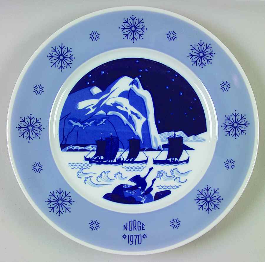 Jubilee Christmas Plate Sailing To Fishing Banks - With Box by Porsgrund-1